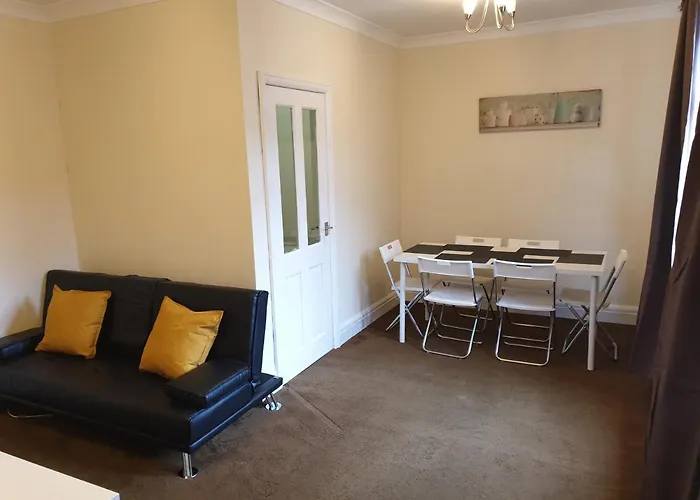 South Shield\'S Hidden Gem Emerald Apartment Sleeps 6 Guests